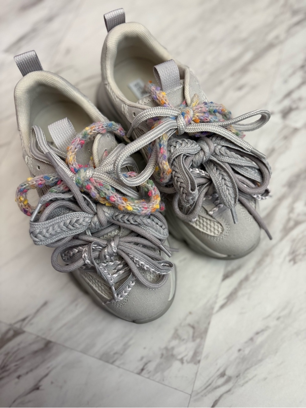 Steve Madden Women’s Pryce Light Gray Chunky Platform Sneakers - Picture 5 of 5
